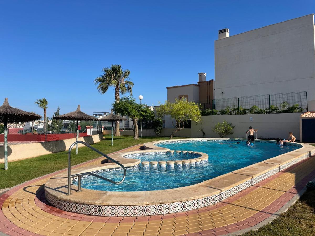 Villa De Lujo Con Piscina Orihuela Eksteriør bilde